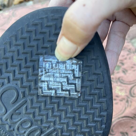 Skechers Women’s 9 Rumblers Hot Shot Tan Rhinestone Wedge Sandals Memory Foam - Picture 8 of 8